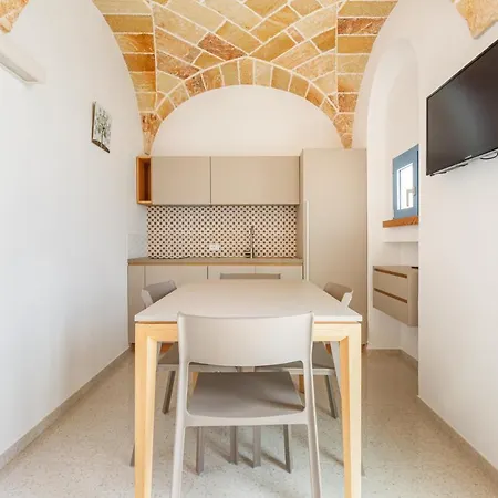 Aparthotel La Corte Relais Torre Pali
