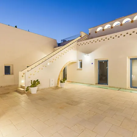 La Corte Relais Aparthotel
