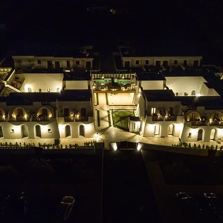 Aparthotel La Corte Relais Torre Pali