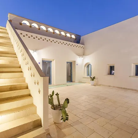La Corte Relais Aparthotel